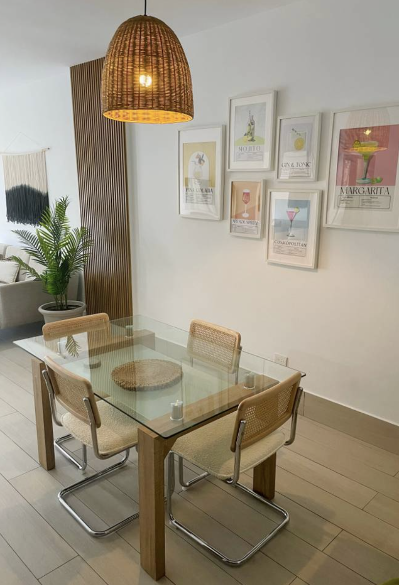 Chic Urban Sanctuary: Luxury Condo with Rooftop Jacuzzis & City Views - 1 bed, 1.5 bath